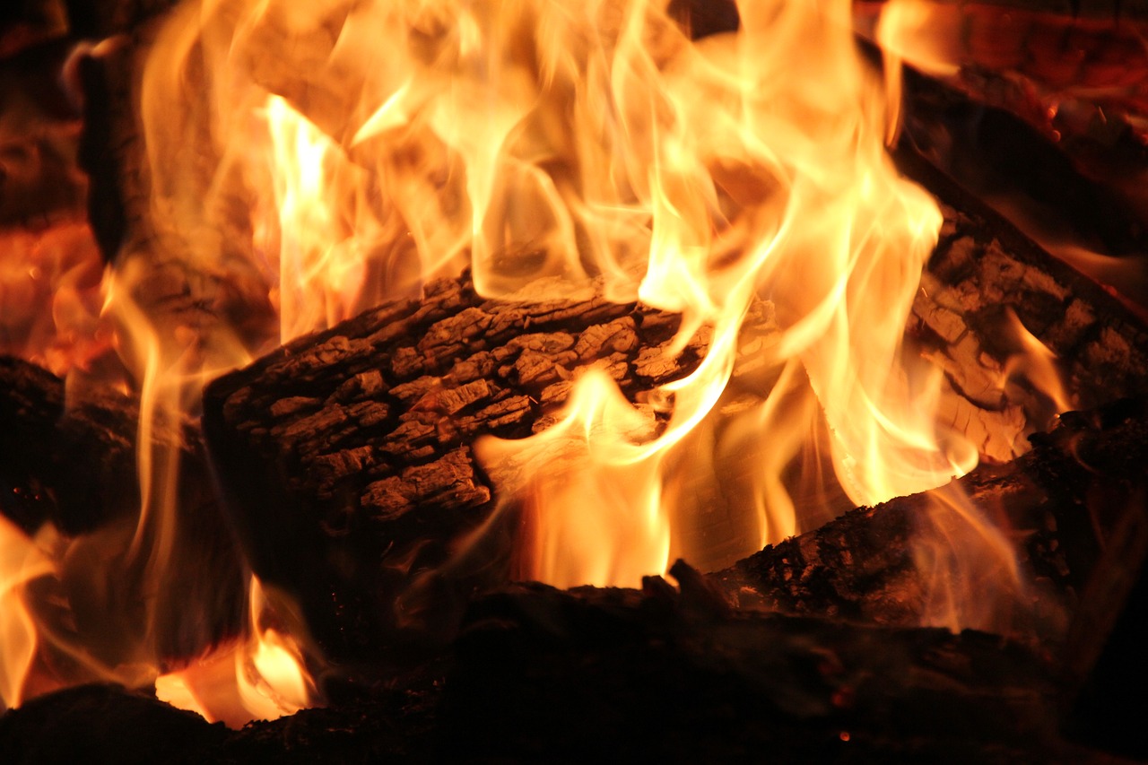 Expert Fireplace Cleaning in Chesterfield, MI Professional Fireplace Cleaning Services In Chesterfield Michigan